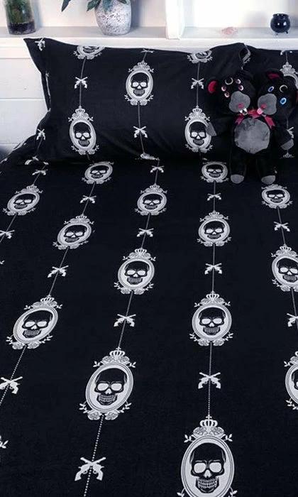 HELLS BLANKETS Eternal Nightmare | QUEEN QUILT SET