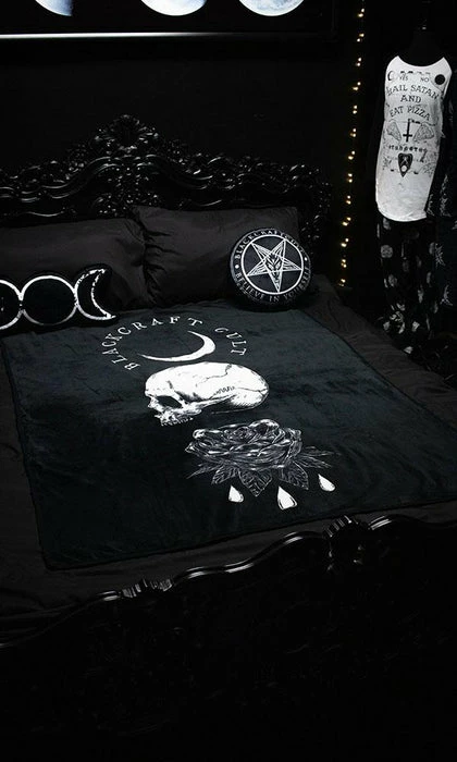 BLACKCRAFT Spirits Of The Dead | THROW BLANKET