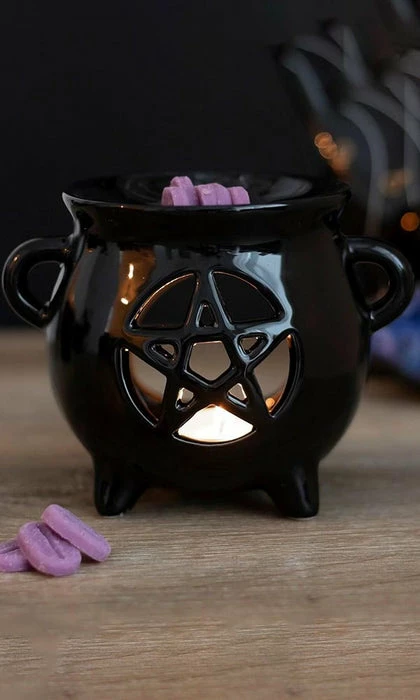 GOTHIC GIFTS Pentagram Cauldron | OIL BURNER
