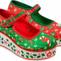 HOT CHOCOLATE Cozy Christmas | PLATFORMS*