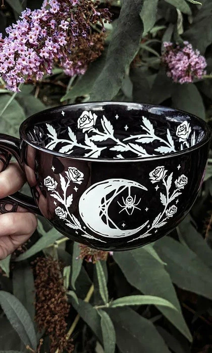 ROGUE AND WOLF Black Widow | MUG"