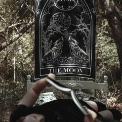 THE PRETTY CULT The Moon | TAPESTRY