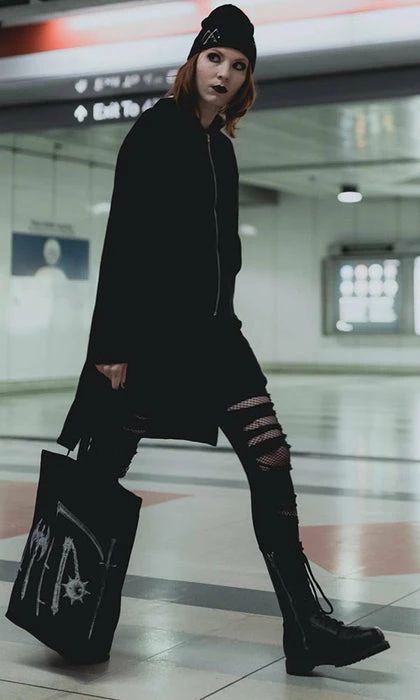 THE PRETTY CULT Van Helsing | TOTE BAG - Image 7