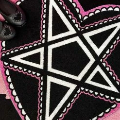 TOO FAST APPAREL Cute Pentagram | HEART SHAPED RUG